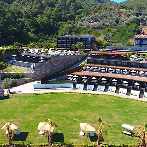 Manaspark Deluxe 4* Oludeniz