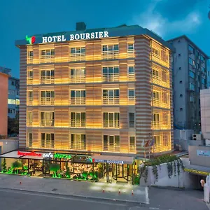 Boursier 1 & **** İstanbul